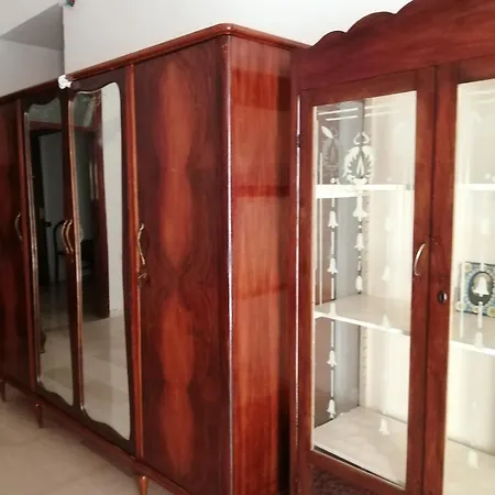 Prof Oliveto Antico 招待所