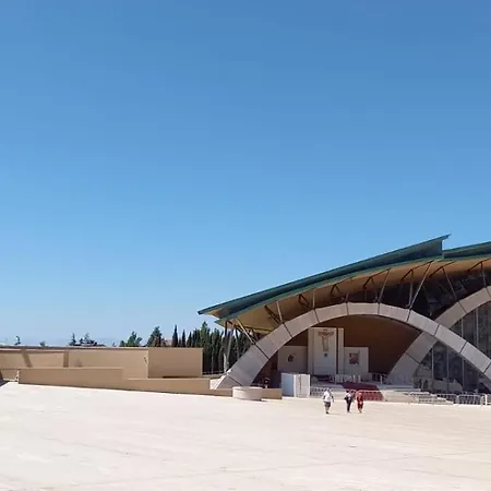 Pensión Prof Oliveto Antico 3*