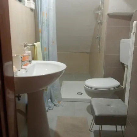 Prof Oliveto Antico 招待所