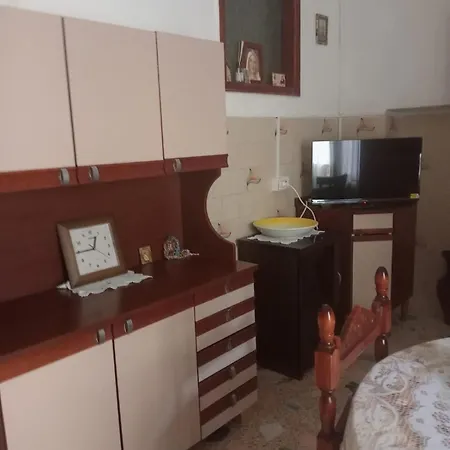 Prof Oliveto Antico 招待所