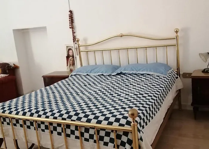 Pensión Prof Oliveto Antico 3*